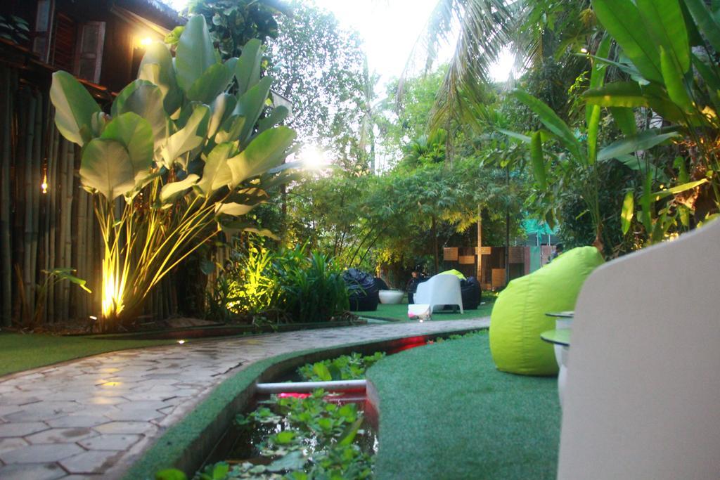 Ashia Hotel & Lounge Siem Reap Exterior photo